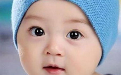 梁姓2026/05/12出生女宝宝起名全攻略：名字推荐与禁忌字分析